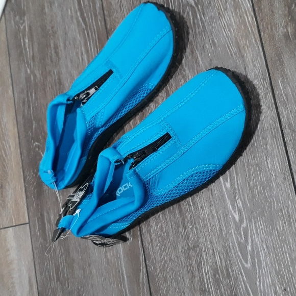 Rockin ocean shoes. NWT. Size 10 - Picture 1 of 10